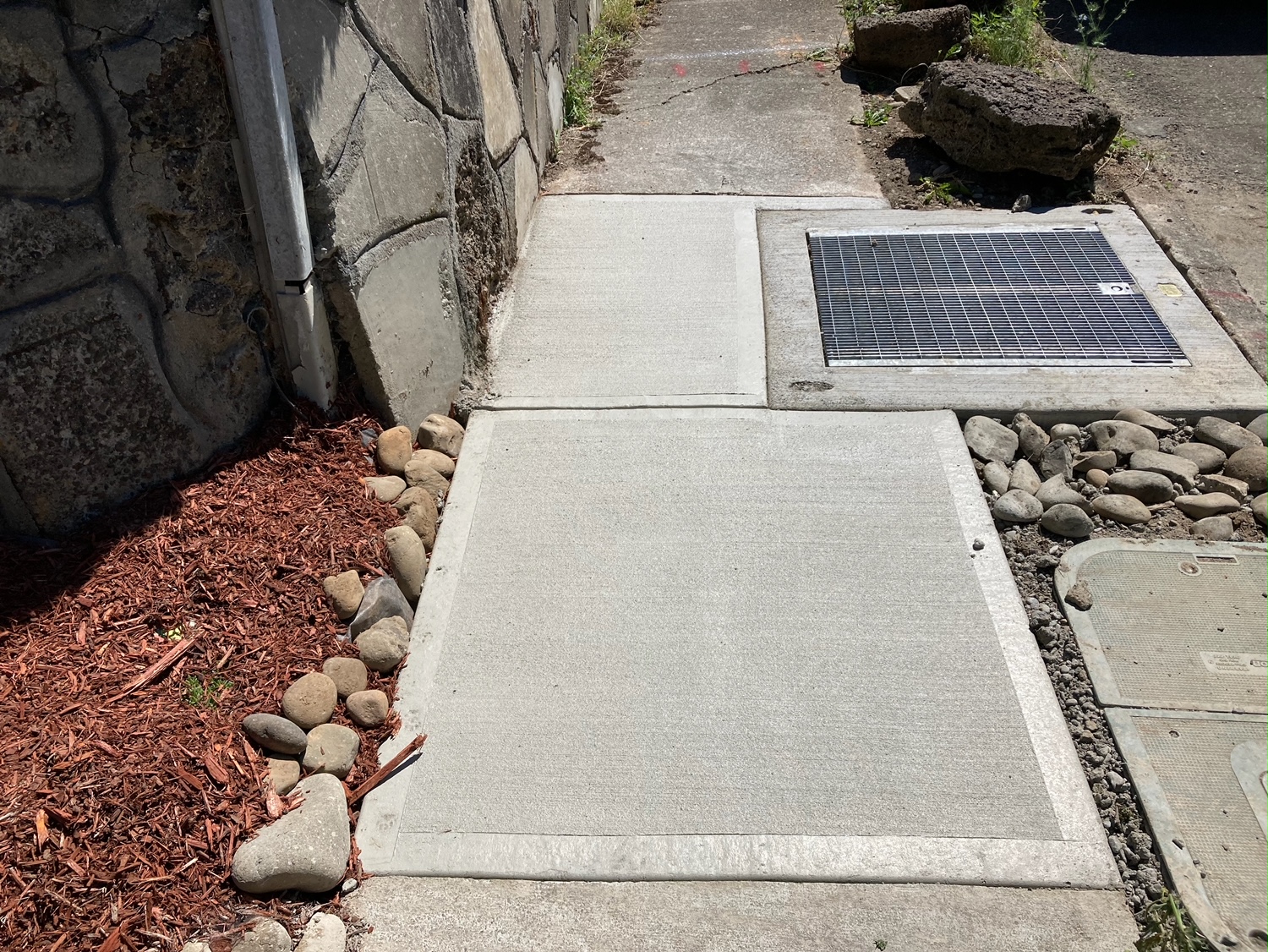 A new concrete sidewalk